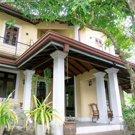 Airport Villa D 87 Katunayaka Kültér fotó