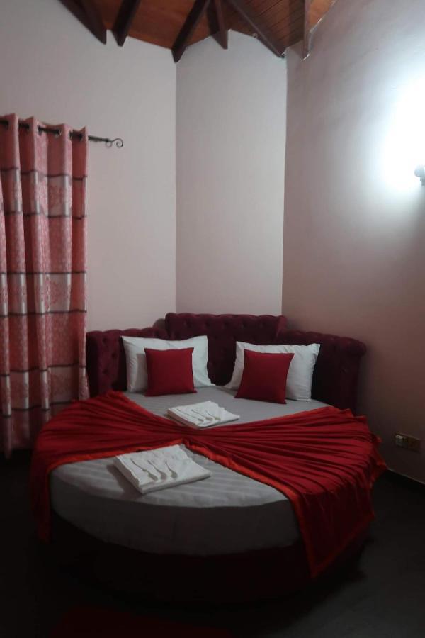 Airport Villa D 87 Katunayaka Kültér fotó