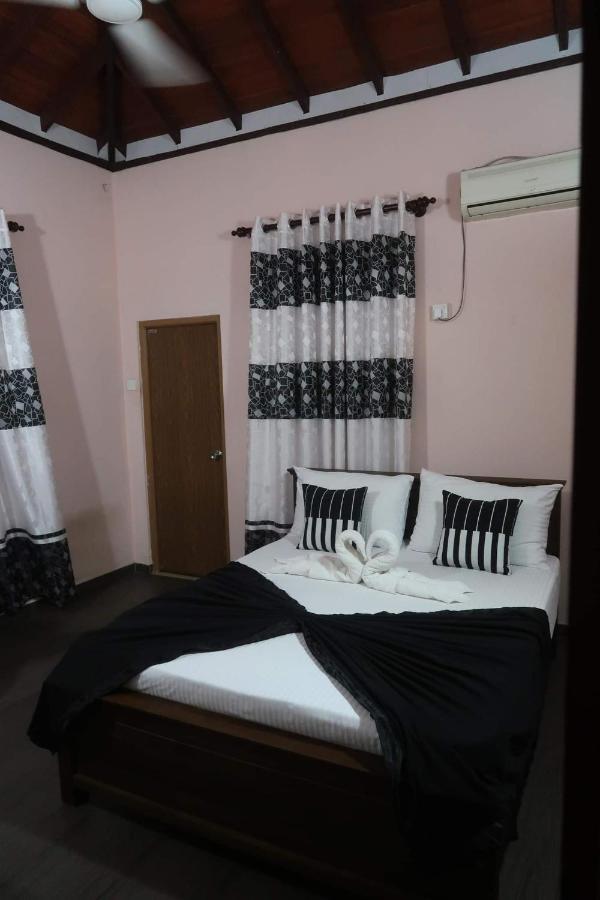 Airport Villa D 87 Katunayaka Kültér fotó